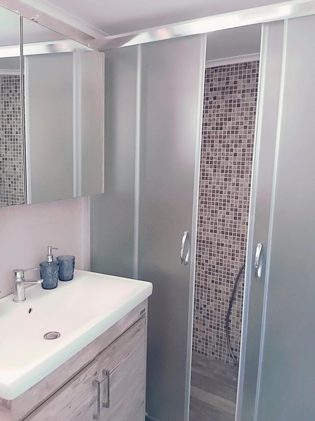 Kavala Penthouse Apartment ภายนอก รูปภาพ