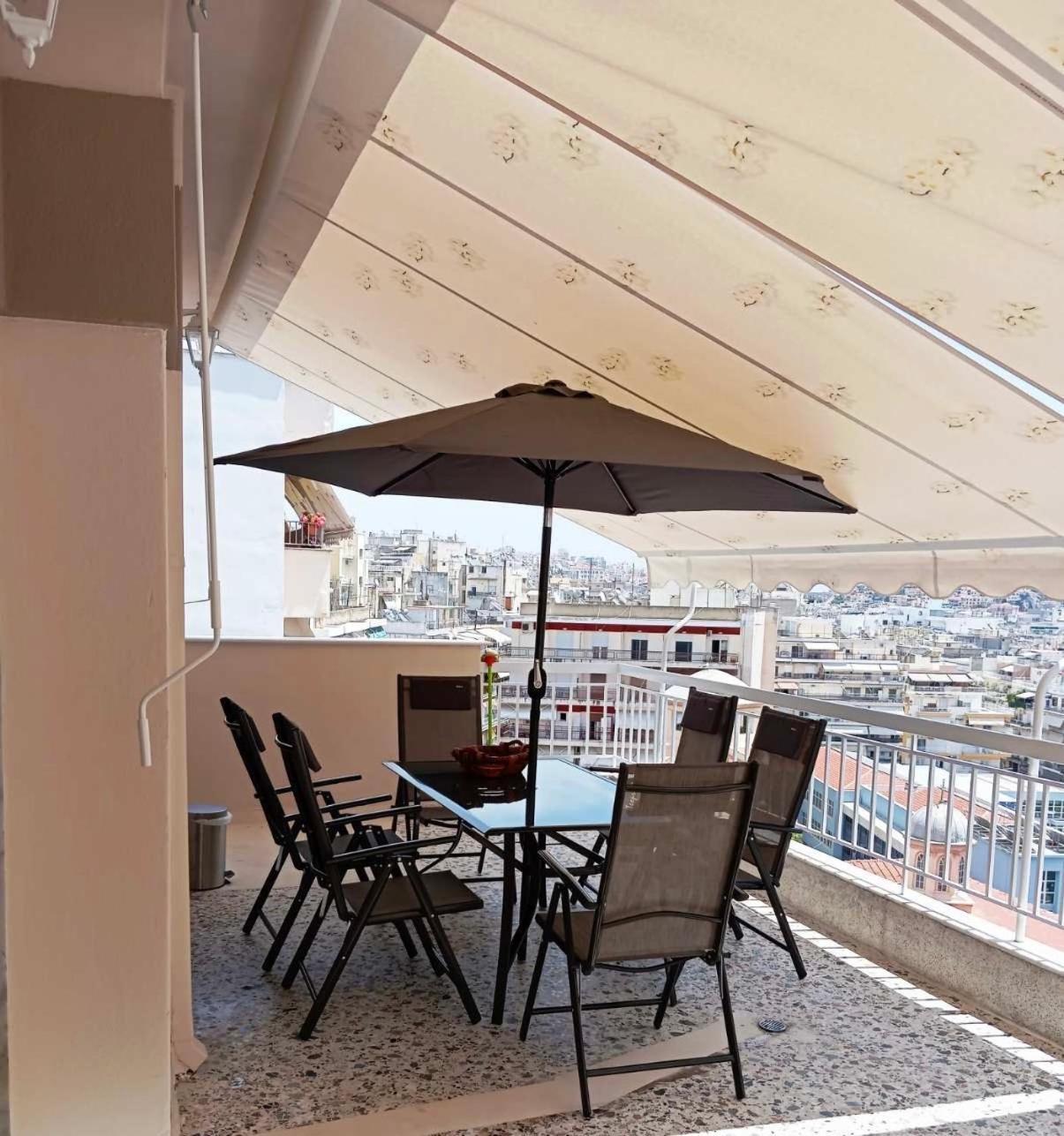 Kavala Penthouse Apartment ภายนอก รูปภาพ